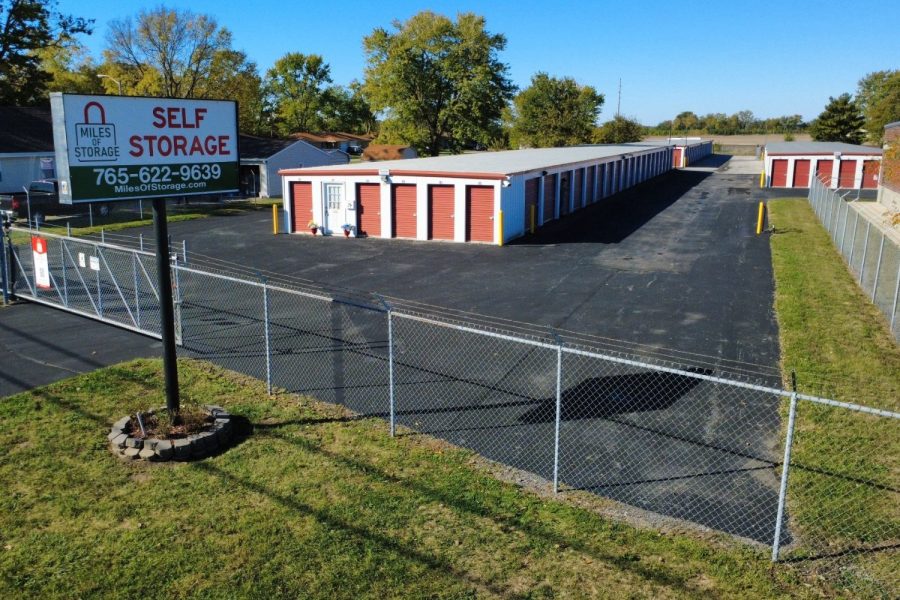 Anderson Facility Shot With Sign